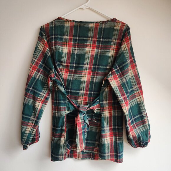 BloomChic Holiday Plaid Long Sleeve Tie-Back Top Size 12 - Picture 4 of 4